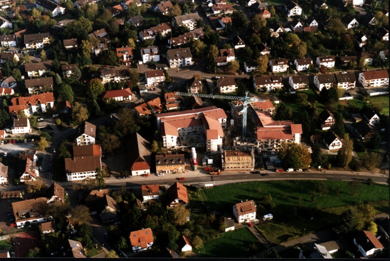 Bauarbeiten am Seniorenzentrum auf dem Gelände des alten Gasthaus „Ochsen“ von 1714.