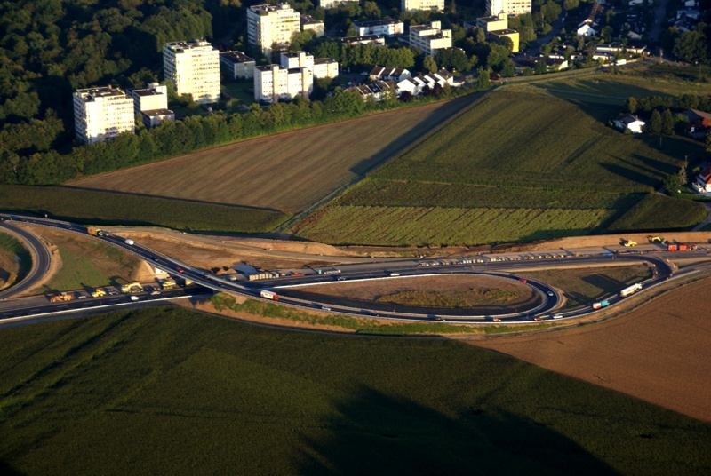 Luftbild vom 01.08.2007 Ausbau B31 West bei Umkirch