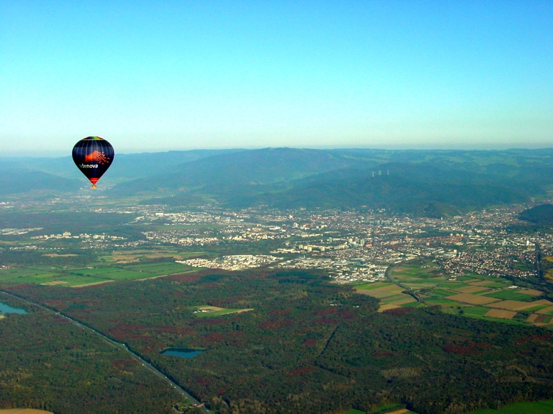 Ballon über der Breisgauer Bucht